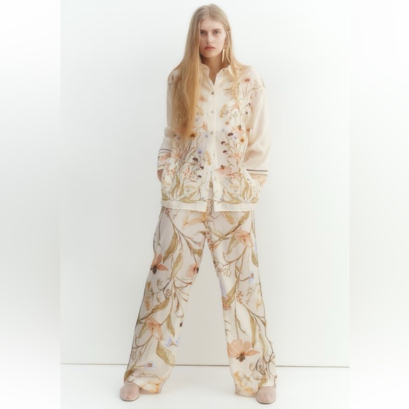 NWT H&M FLORAL-MOTIF SHIRT - Picture 2 of 9